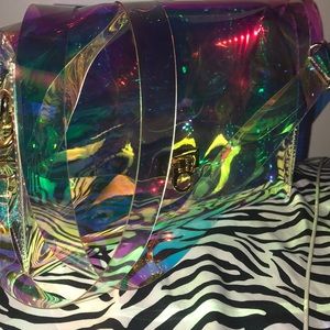 Holographic Purse